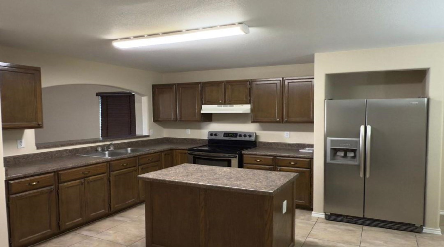 12106 Entrada Lp, Laredo, Texas 78045-9074, 3 Bedrooms Bedrooms, 5 Rooms Rooms,2 BathroomsBathrooms,Residential,For Rent,12106 Entrada Lp,20264855
