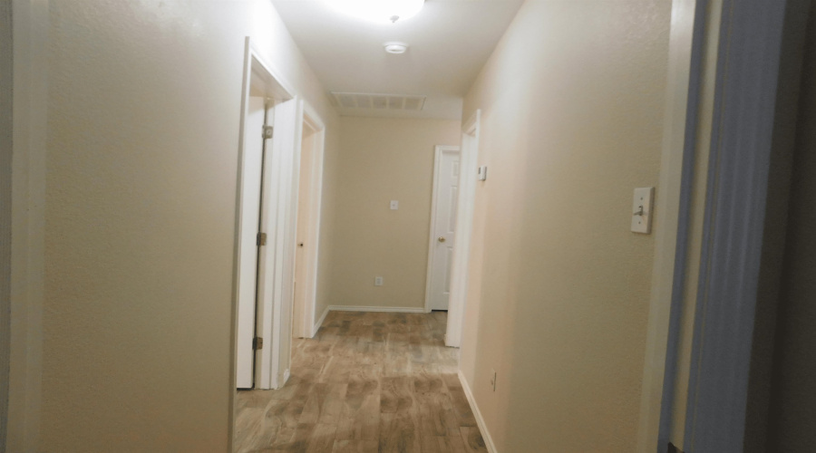 12106 Entrada Lp, Laredo, Texas 78045-9074, 3 Bedrooms Bedrooms, 5 Rooms Rooms,2 BathroomsBathrooms,Residential,For Rent,12106 Entrada Lp,20264855