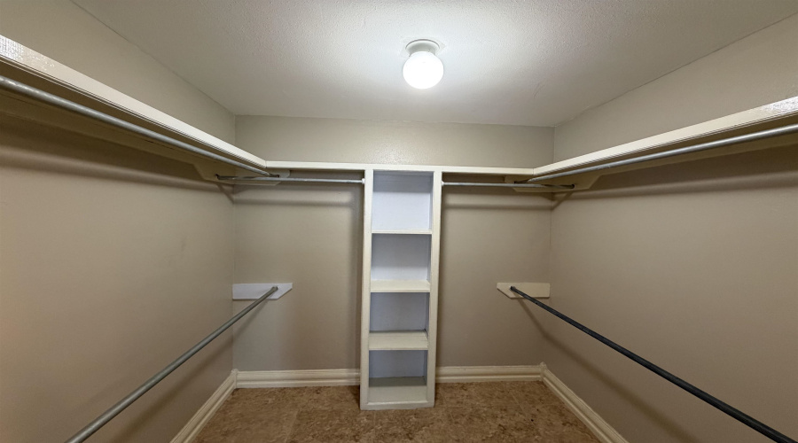 3201 N 22nd St., McAllen, Texas 78501-6016, 3 Bedrooms Bedrooms, 3 Rooms Rooms,2 BathroomsBathrooms,Residential,For Rent,3201 N 22nd St.,20264856