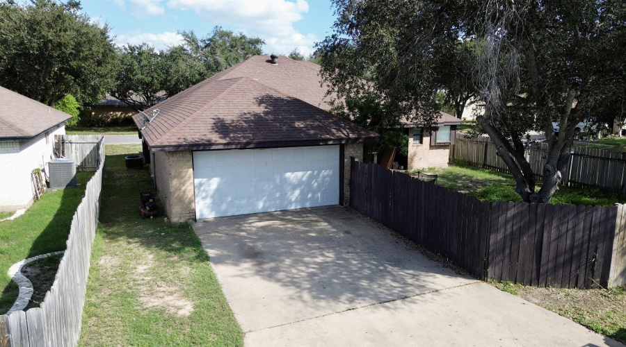 3201 N 22nd St., McAllen, Texas 78501-6016, 3 Bedrooms Bedrooms, 3 Rooms Rooms,2 BathroomsBathrooms,Residential,For Rent,3201 N 22nd St.,20264856