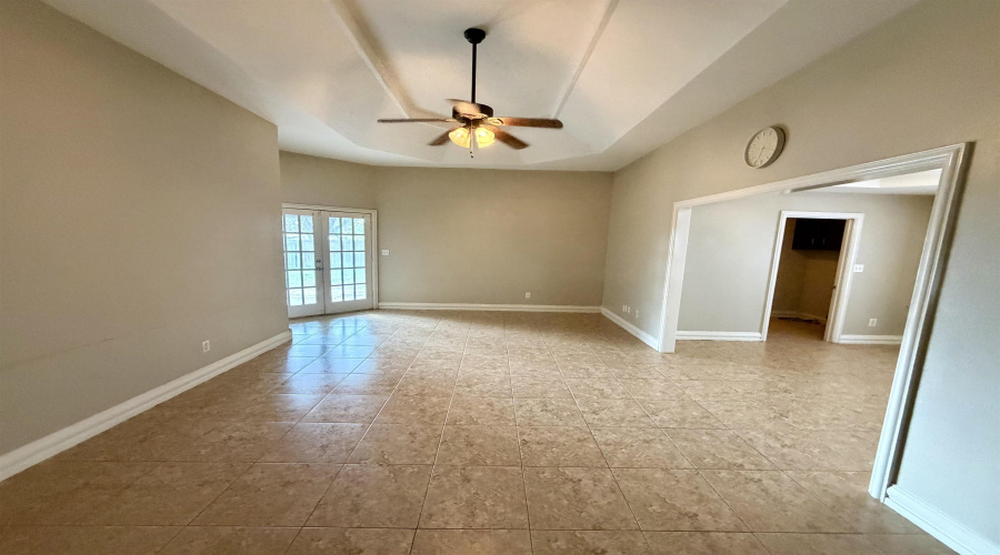 3201 N 22nd St., McAllen, Texas 78501-6016, 3 Bedrooms Bedrooms, 3 Rooms Rooms,2 BathroomsBathrooms,Residential,For Rent,3201 N 22nd St.,20264856