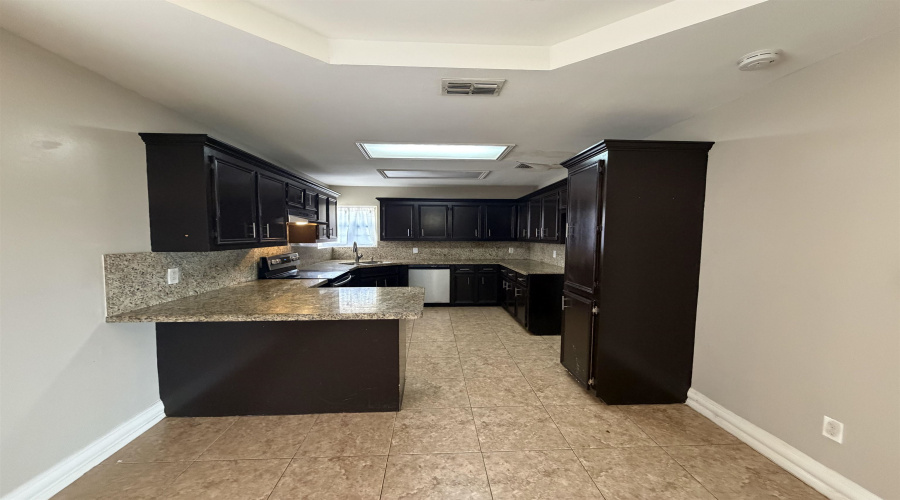 3201 N 22nd St., McAllen, Texas 78501-6016, 3 Bedrooms Bedrooms, 3 Rooms Rooms,2 BathroomsBathrooms,Residential,For Rent,3201 N 22nd St.,20264856