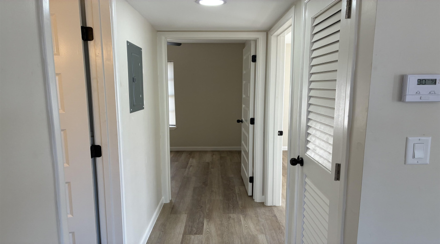 705 E Bustamante St, LAREDO, Texas 78041, 2 Bedrooms Bedrooms, 4 Rooms Rooms,1 BathroomBathrooms,Residential,For Rent,705 E Bustamante St,20264863
