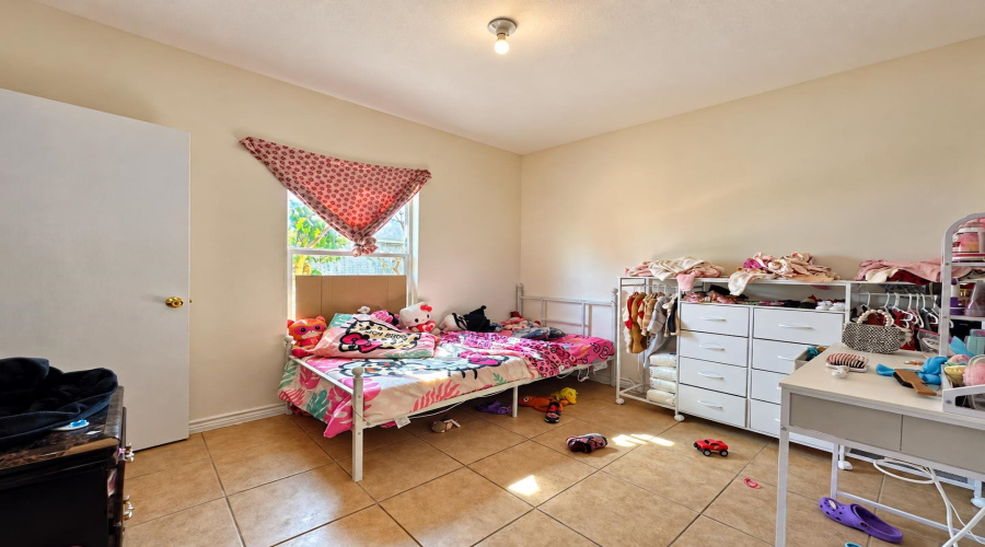 1908 Hidalgo St, Laredo, Texas 78040, ,Multi-family,For Sale,1908 Hidalgo St,20264861