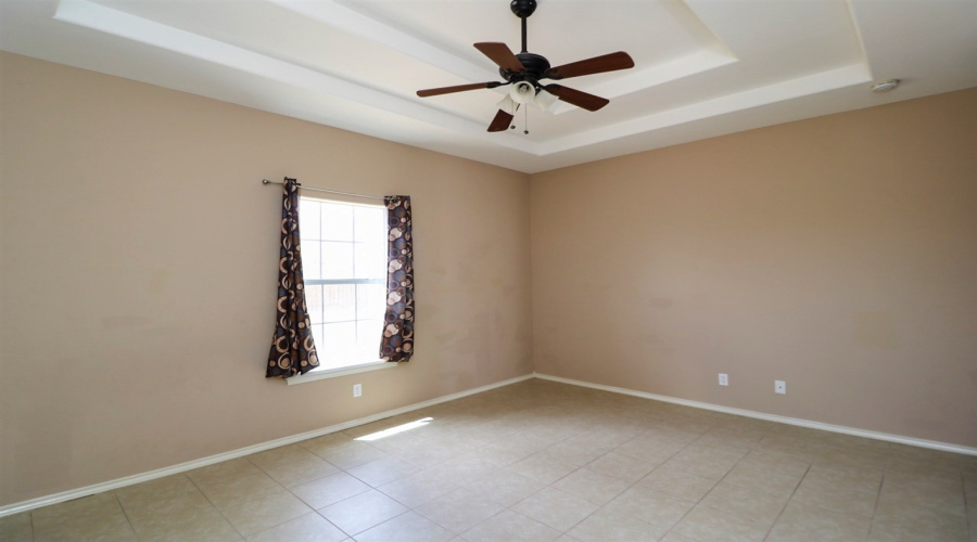 1514 Texoma St, Laredo, Texas 78046, 3 Bedrooms Bedrooms, 5 Rooms Rooms,2 BathroomsBathrooms,Residential,For Rent,1514 Texoma St,20264857