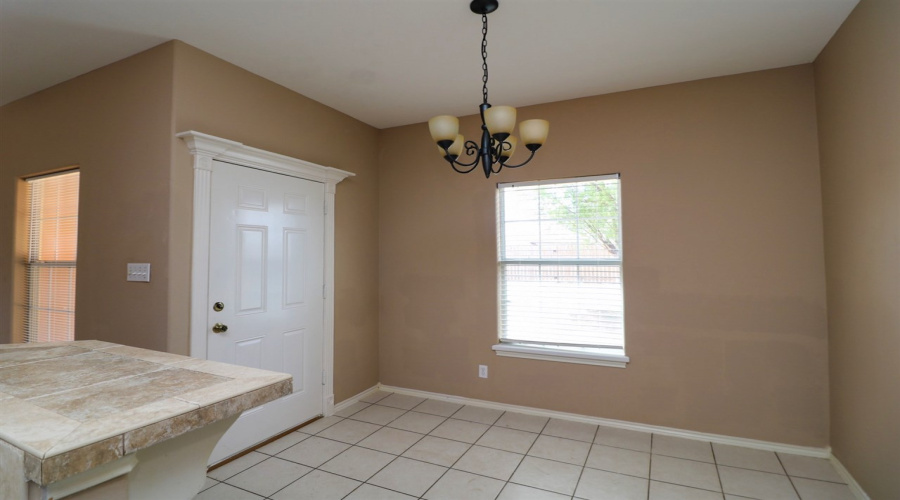 1514 Texoma St, Laredo, Texas 78046, 3 Bedrooms Bedrooms, 5 Rooms Rooms,2 BathroomsBathrooms,Residential,For Rent,1514 Texoma St,20264857