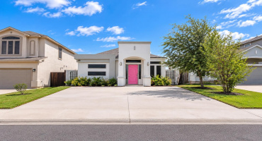 416 Concepcion, Laredo, Texas 78045, 3 Bedrooms Bedrooms, 7 Rooms Rooms,2 BathroomsBathrooms,Residential,For Sale,416 Concepcion,20264859 416 Concepcion, Laredo, Texas 78045, 3 Bedrooms Bedrooms, 7 Rooms Rooms,2 BathroomsBathrooms,Residential,For Sale,416 Concepcion,20264859