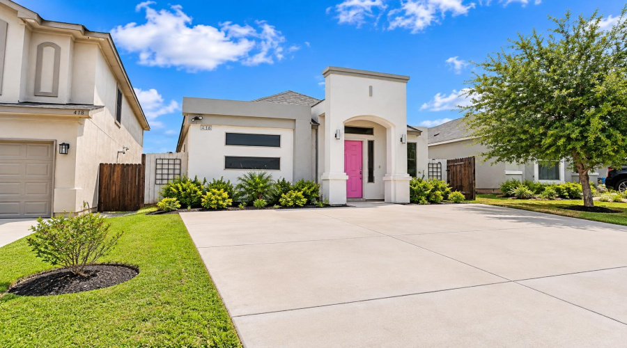 416 Concepcion, Laredo, Texas 78045, 3 Bedrooms Bedrooms, 7 Rooms Rooms,2 BathroomsBathrooms,Residential,For Sale,416 Concepcion,20264859
