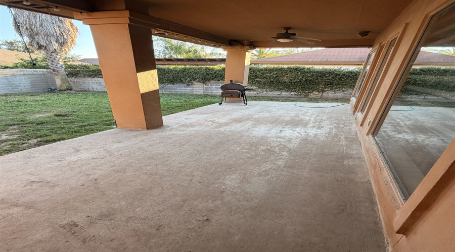 2609 Chardonnay Dr, Laredo, Texas 78045, 3 Bedrooms Bedrooms, 6 Rooms Rooms,3 BathroomsBathrooms,Residential,For Rent,2609 Chardonnay Dr,20264860