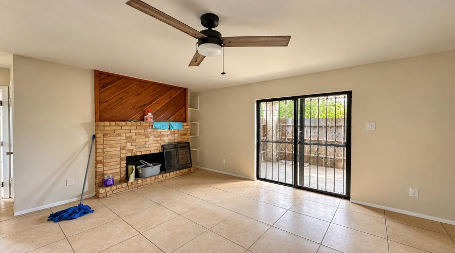 412 Gale St, Laredo, Texas 78041, 2 Bedrooms Bedrooms, 4 Rooms Rooms,1 BathroomBathrooms,Residential,For Sale,412 Gale St,20264862