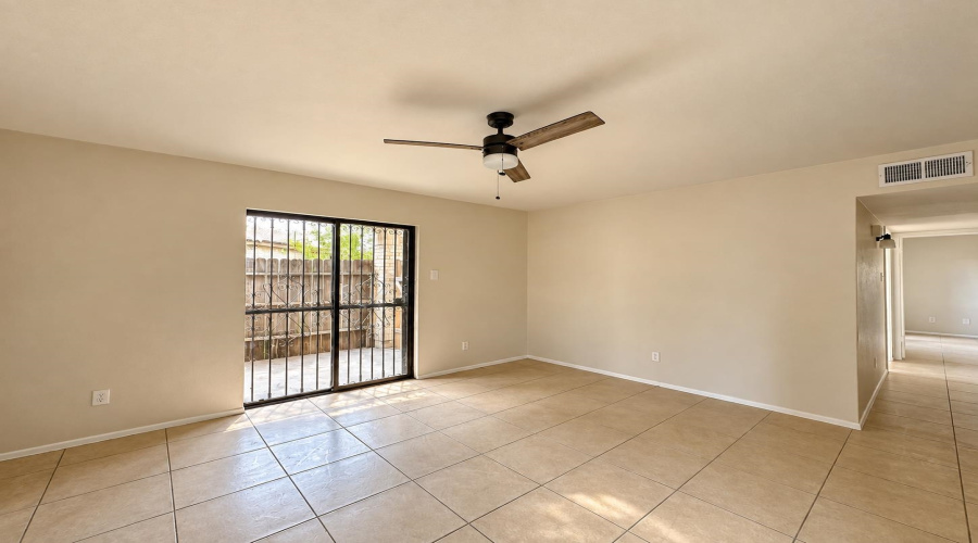 412 Gale St, Laredo, Texas 78041, 2 Bedrooms Bedrooms, 4 Rooms Rooms,1 BathroomBathrooms,Residential,For Sale,412 Gale St,20264862